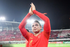 黄金城娱乐:艾克森无法发挥威力